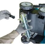 Makita UV001GZ Akku-Vertikutierer – Bild 4