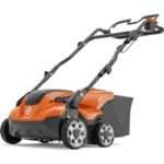Husqvarna S138i Akku-Rasenvertikutierer