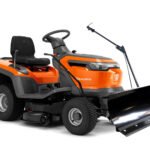 Husqvarna TC 114 Rasentraktor inkl. Winterpaket 110 Plus