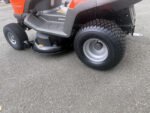 Husqvarna TS 114 Rasentraktor – Bild 9